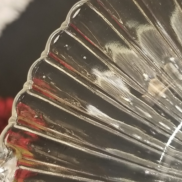 Anchor Hocking Clear Glass Ribbed Bowls - Picture 8 of 12